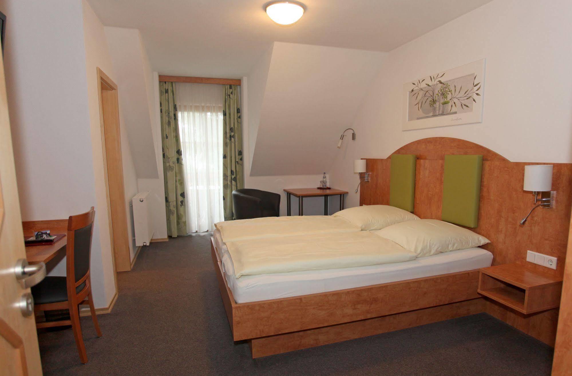 Hotel Garni Hopfengold 볼른자크 외부 사진