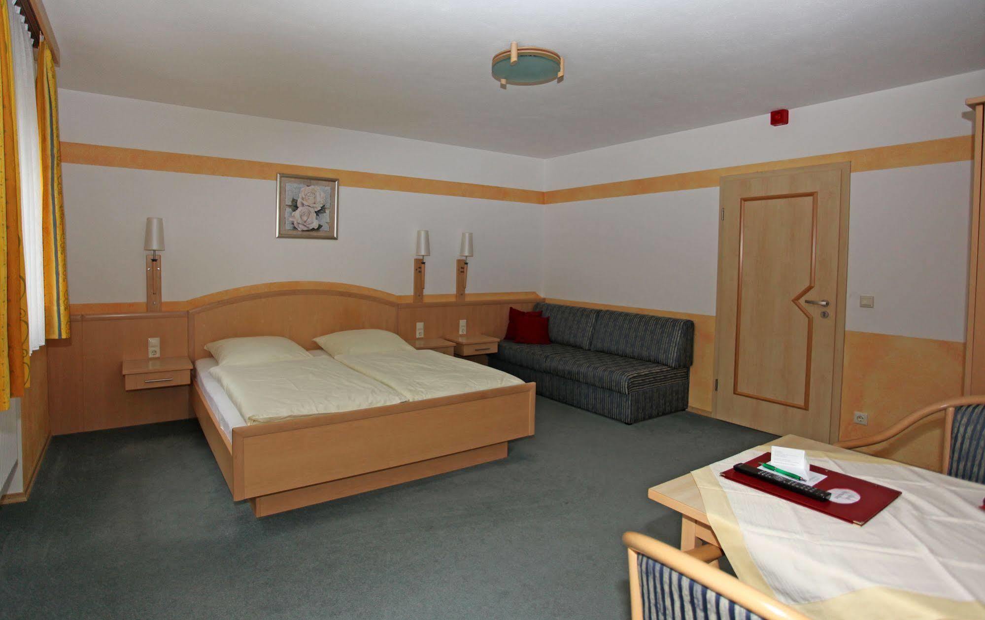 Hotel Garni Hopfengold 볼른자크 외부 사진